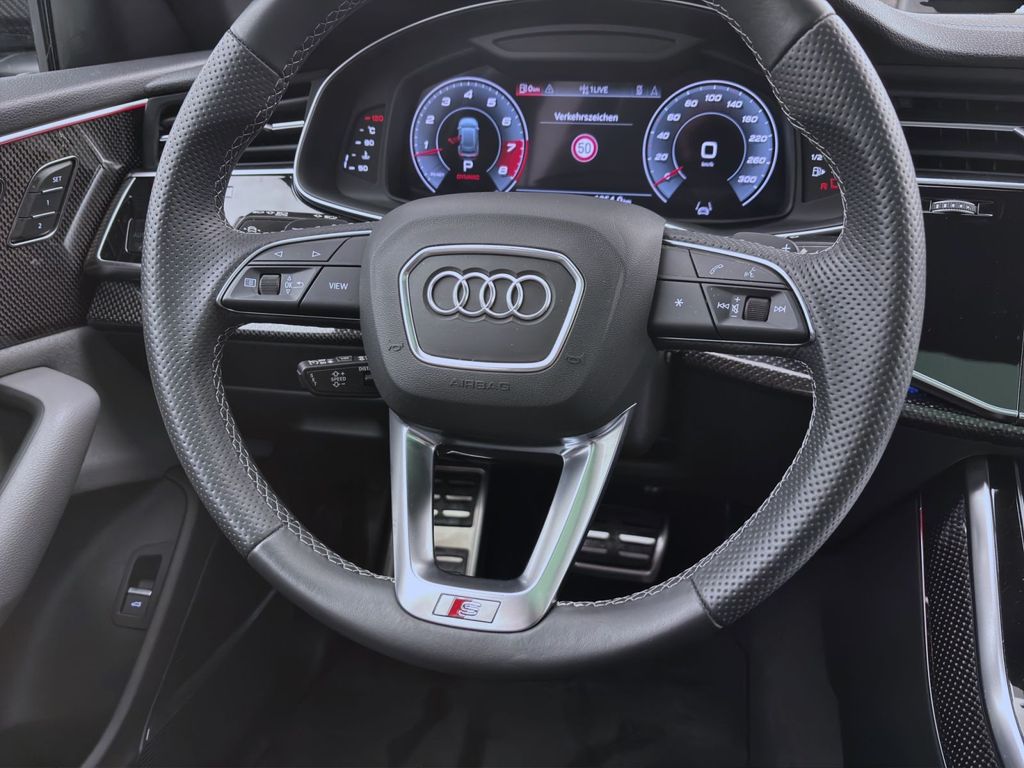 Audi SQ8 2023