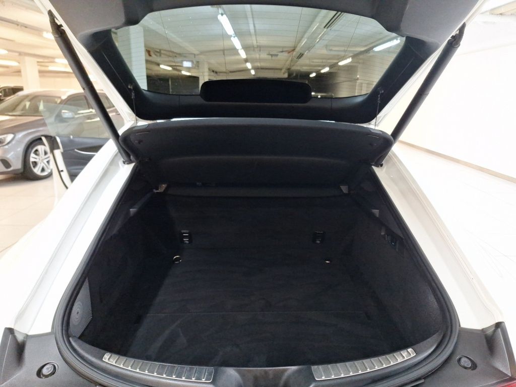 Mercedes-Benz AMG GT 2023