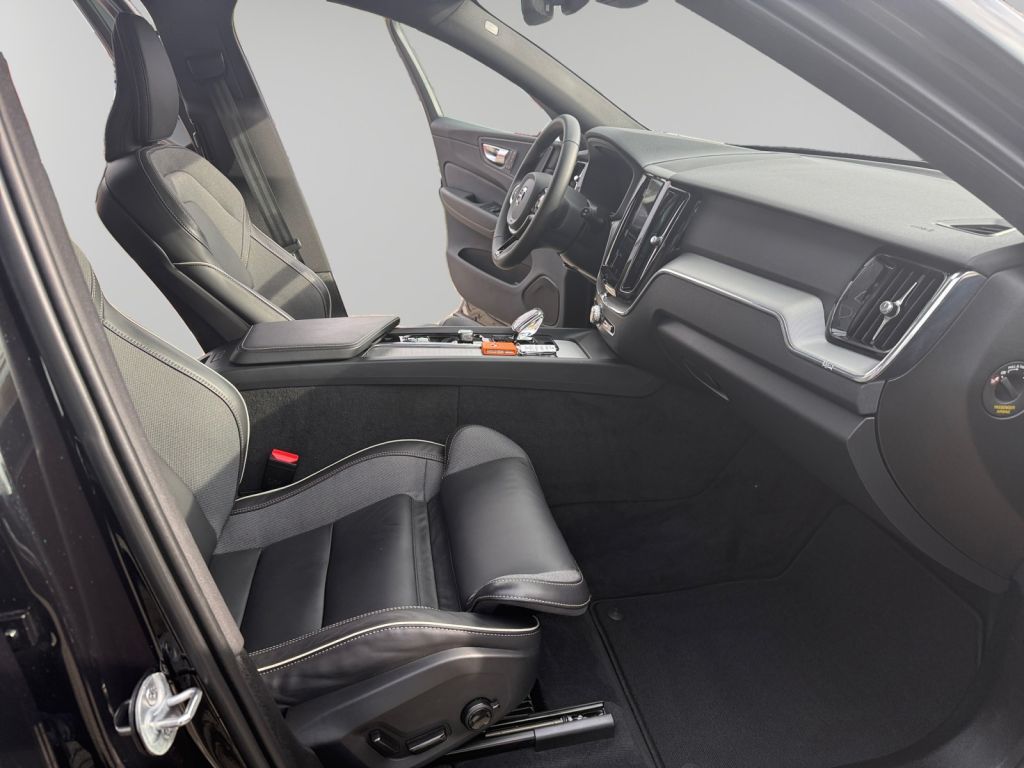 Volvo XC60 2023