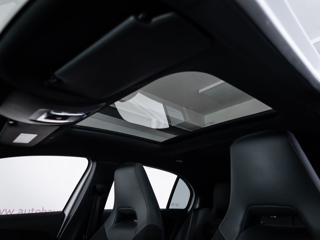 Mercedes-Benz A 250 2022