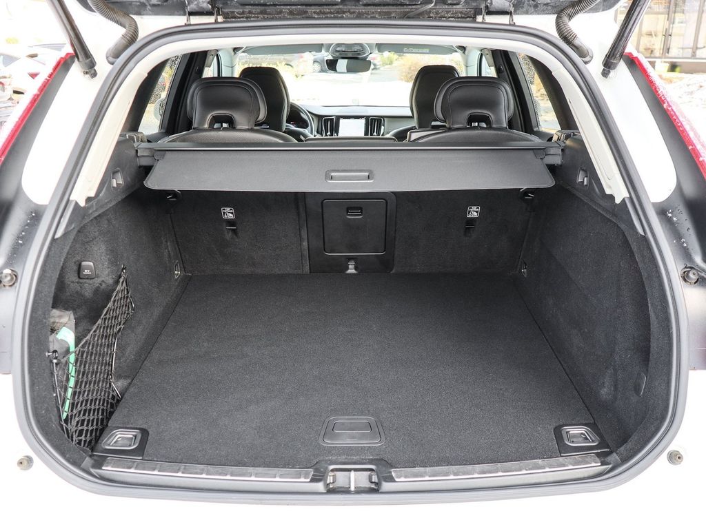 Volvo XC60 2022