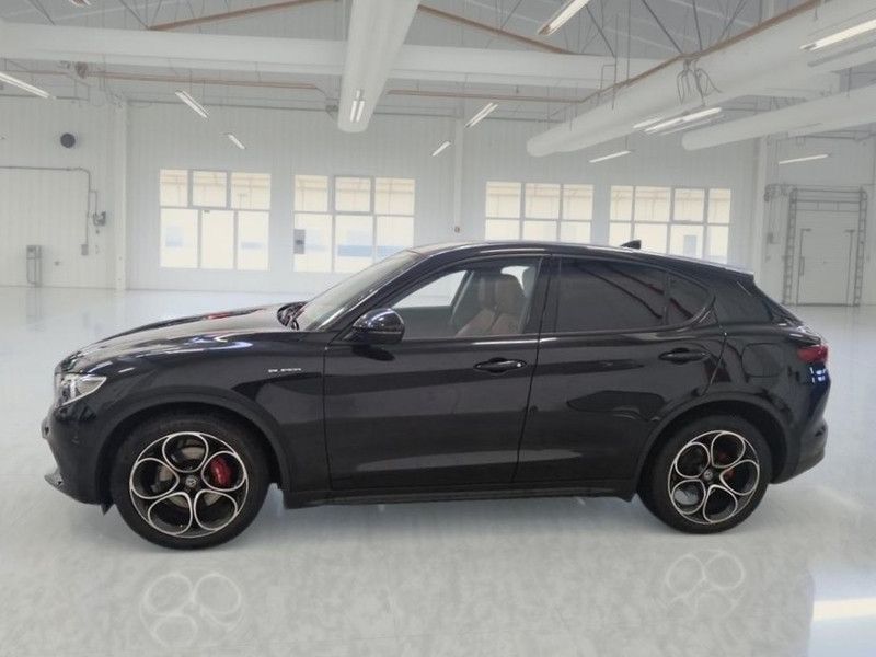 Alfa Romeo Stelvio 2021