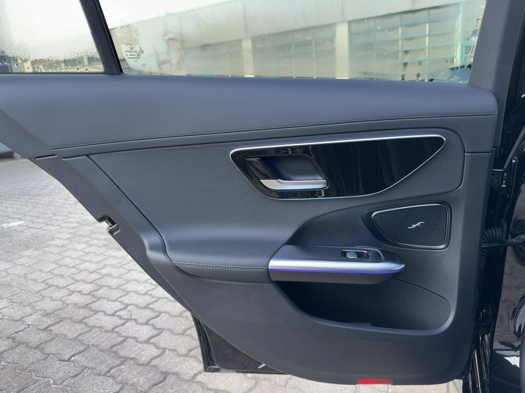 Mercedes-Benz C 220 2026