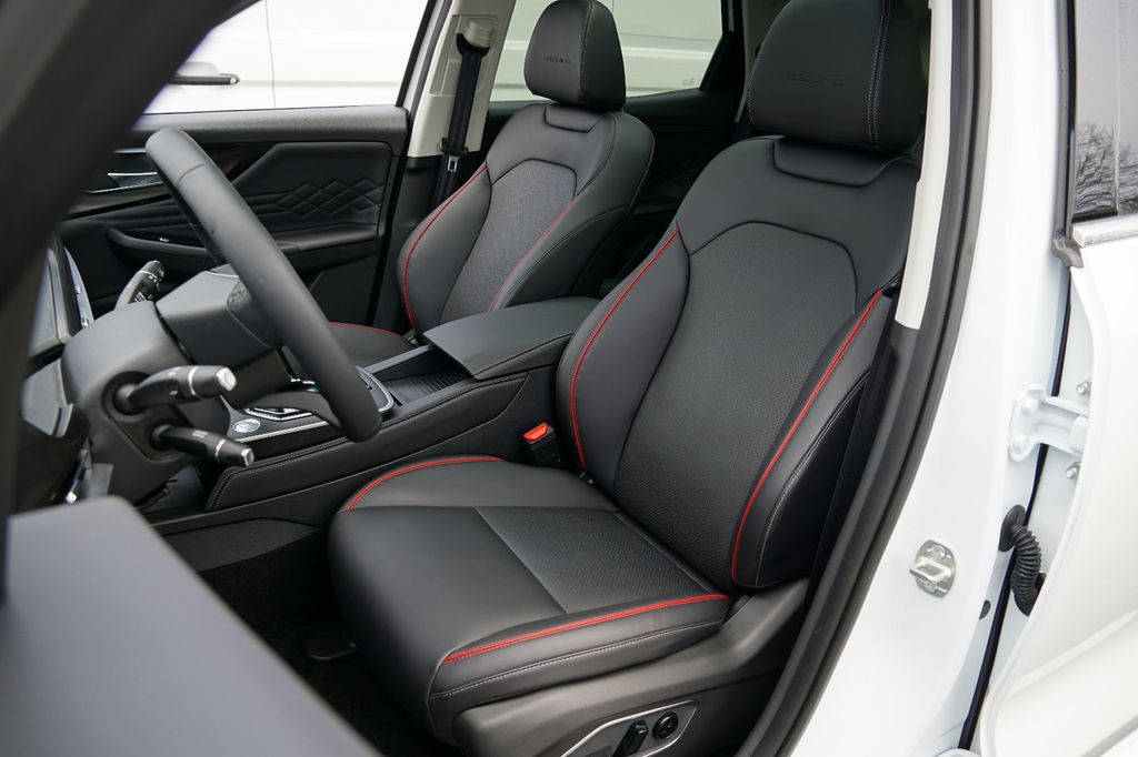 BAIC Beijing X75 2025