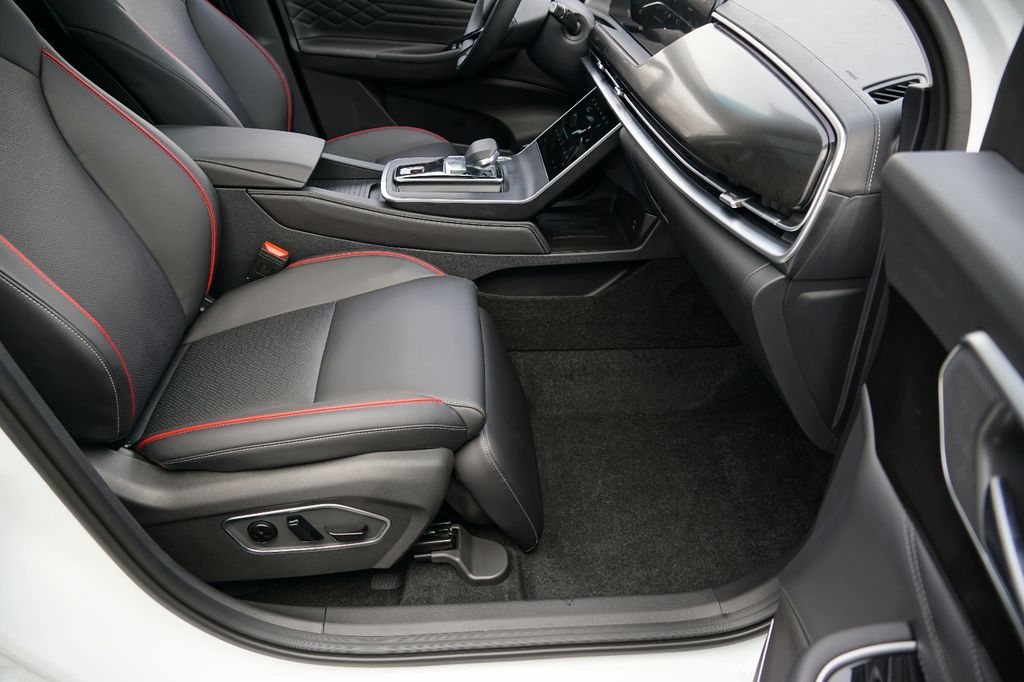 BAIC Beijing X75 2025