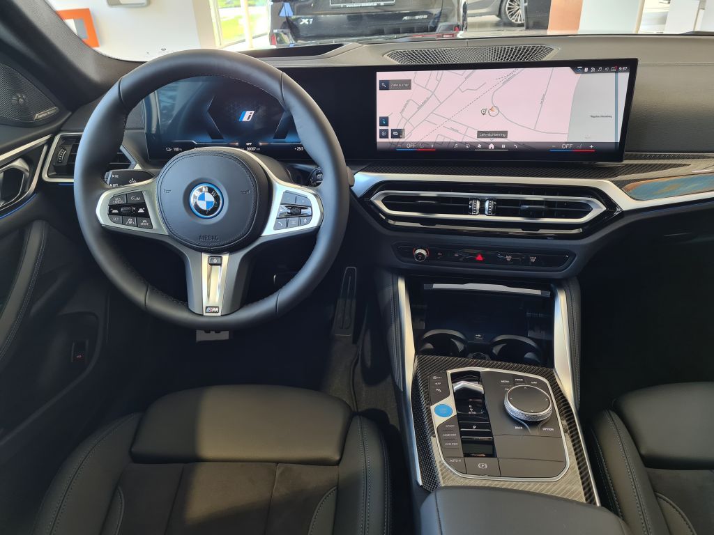 BMW i4 2023