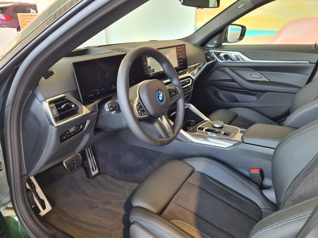 BMW i4 2023