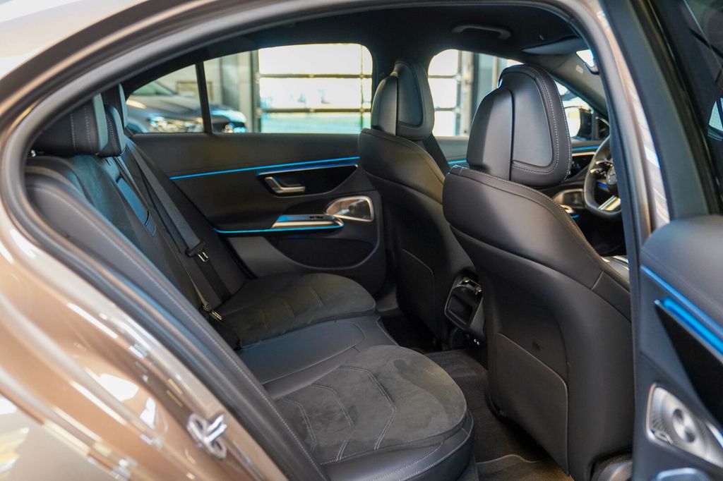 Mercedes-Benz E 300 2024