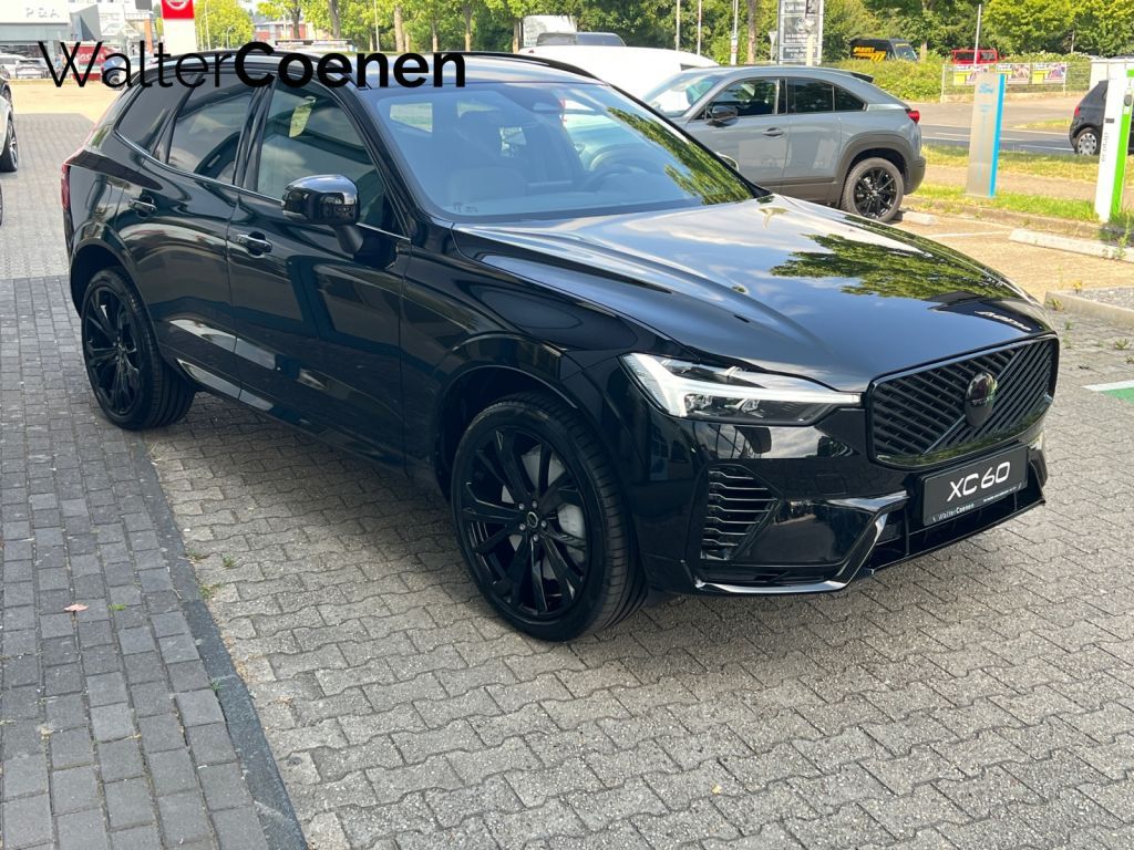 Volvo XC60 2025