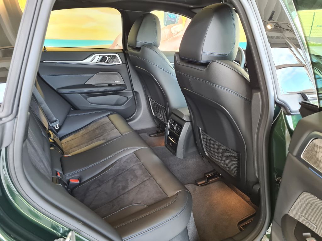 BMW i4 2023