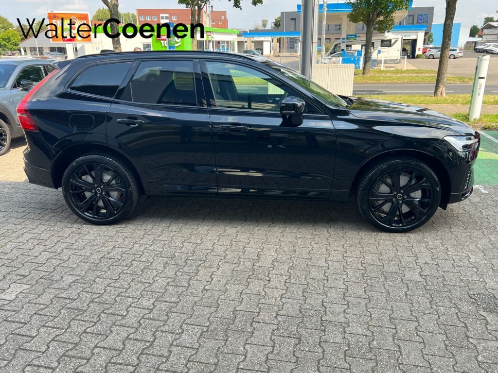Volvo XC60 2025