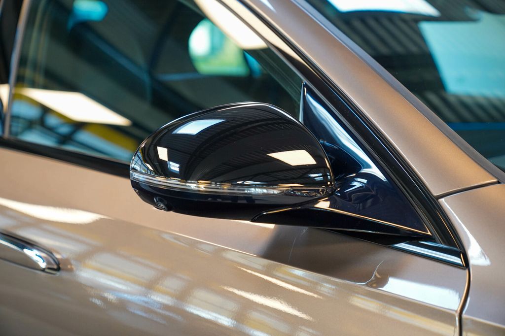 Mercedes-Benz E 300 2024