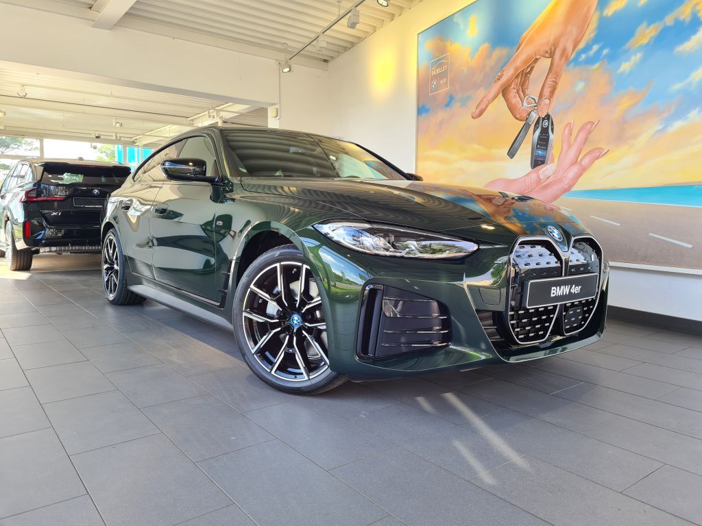 BMW i4 2023