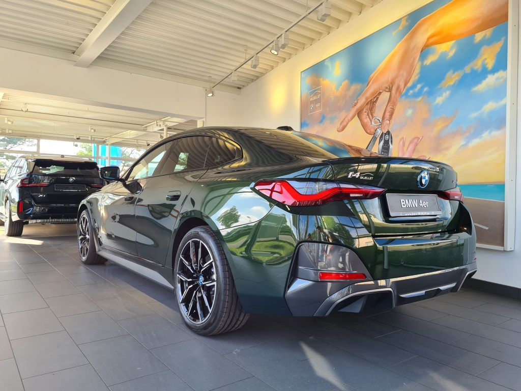 BMW i4 2023