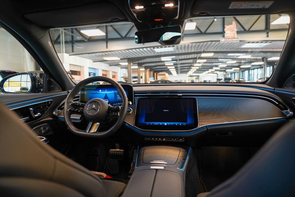 Mercedes-Benz E 300 2024