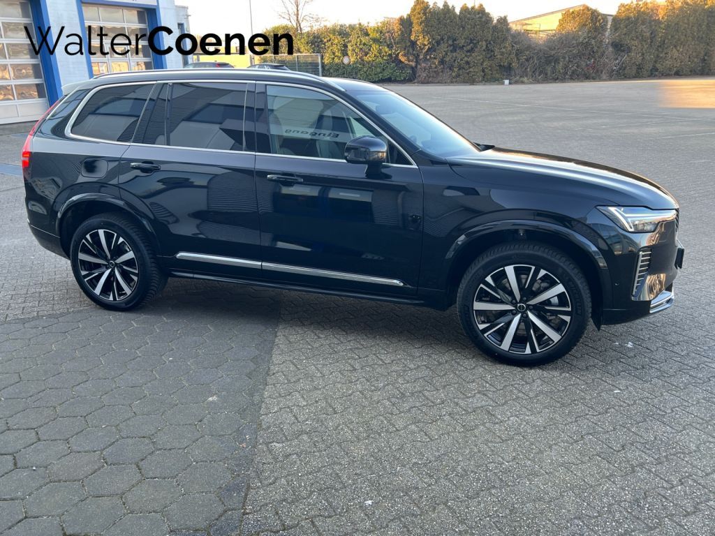 Volvo XC90 2025