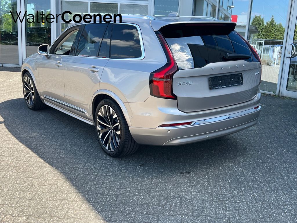 Volvo XC90 2025
