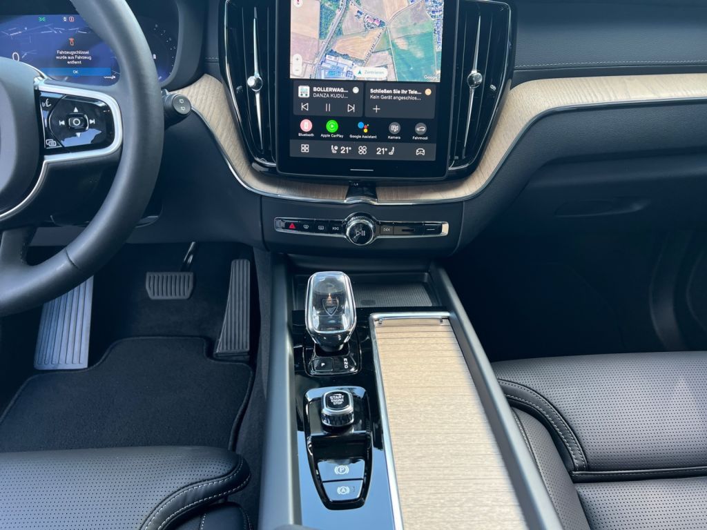 Volvo XC60 2025