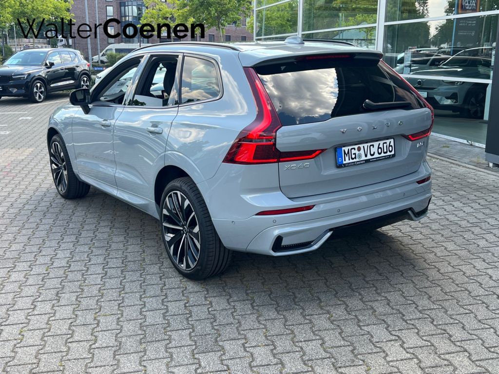 Volvo XC60 2025