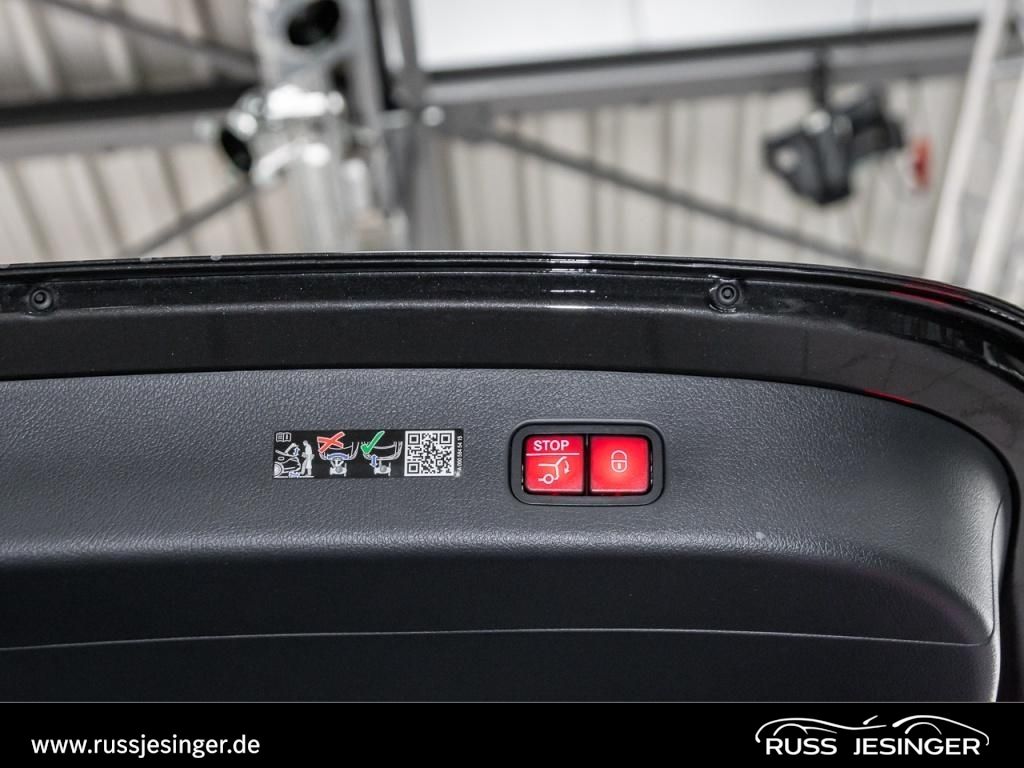 Mercedes-Benz GLC 300 2025