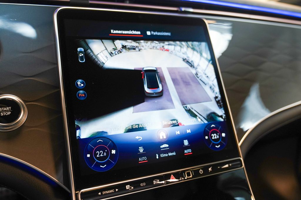 Mercedes-Benz EQE 2025