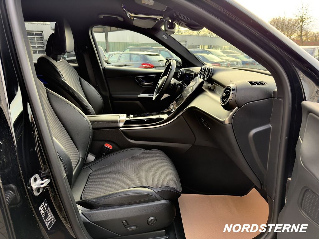 Mercedes-Benz GLC 300 2024