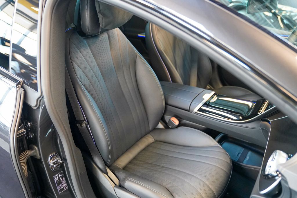 Mercedes-Benz EQE 2025