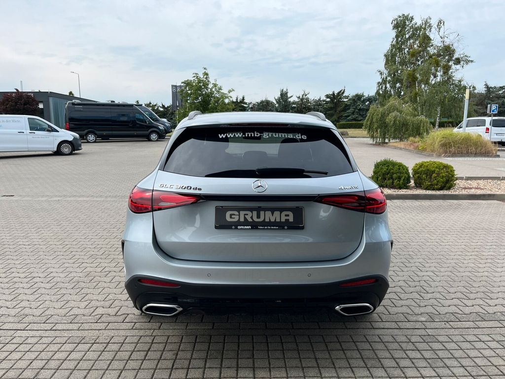 Mercedes-Benz GLC 300 2025