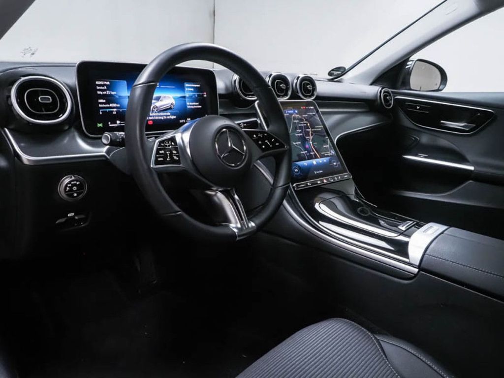 Mercedes-Benz C 220 2024
