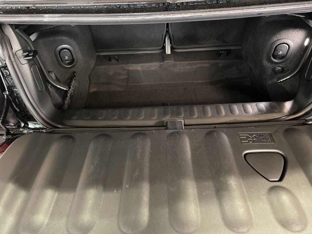 MINI John Cooper Works Cabrio 2022