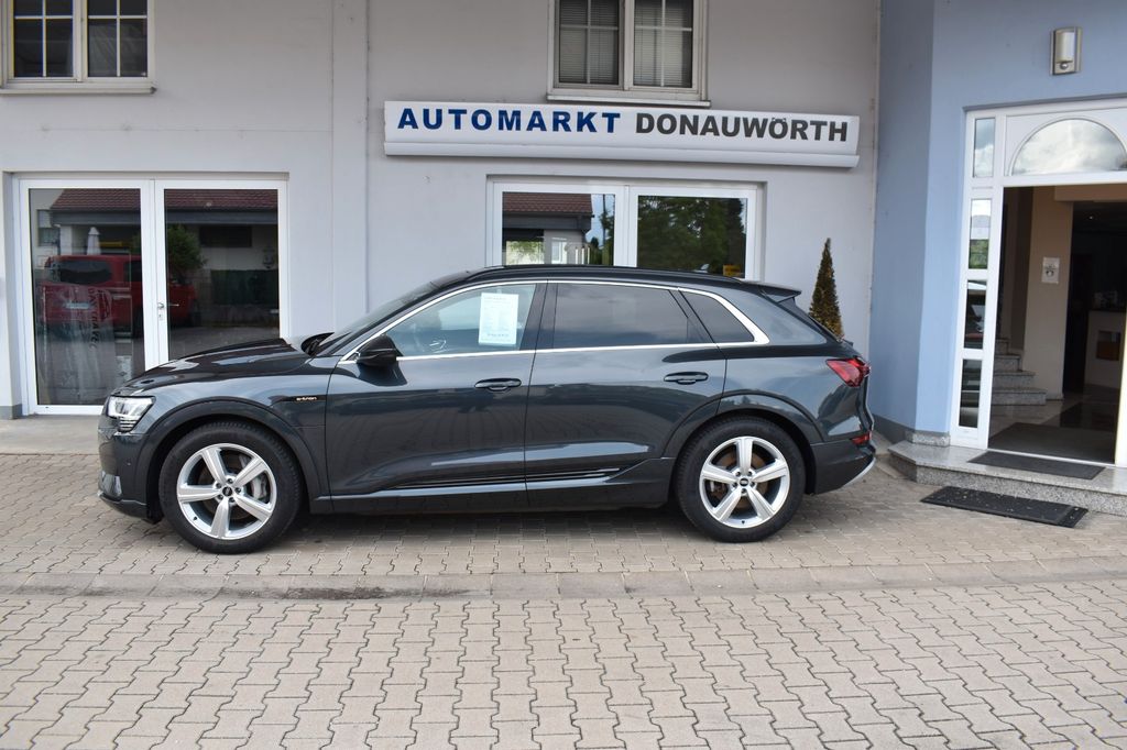 Audi e-tron 2021