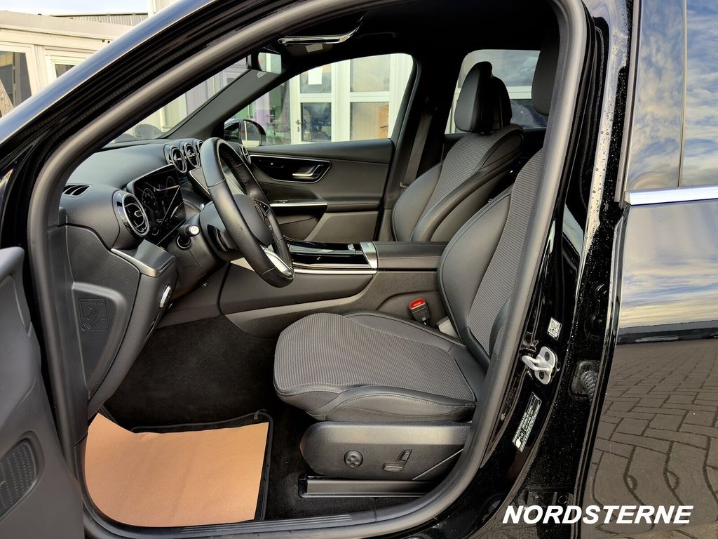 Mercedes-Benz GLC 300 2024