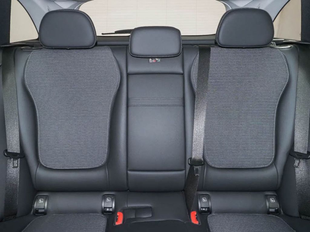 Mercedes-Benz C 220 2024