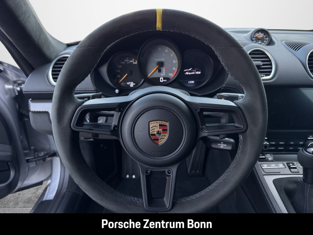 Porsche Boxster 2025