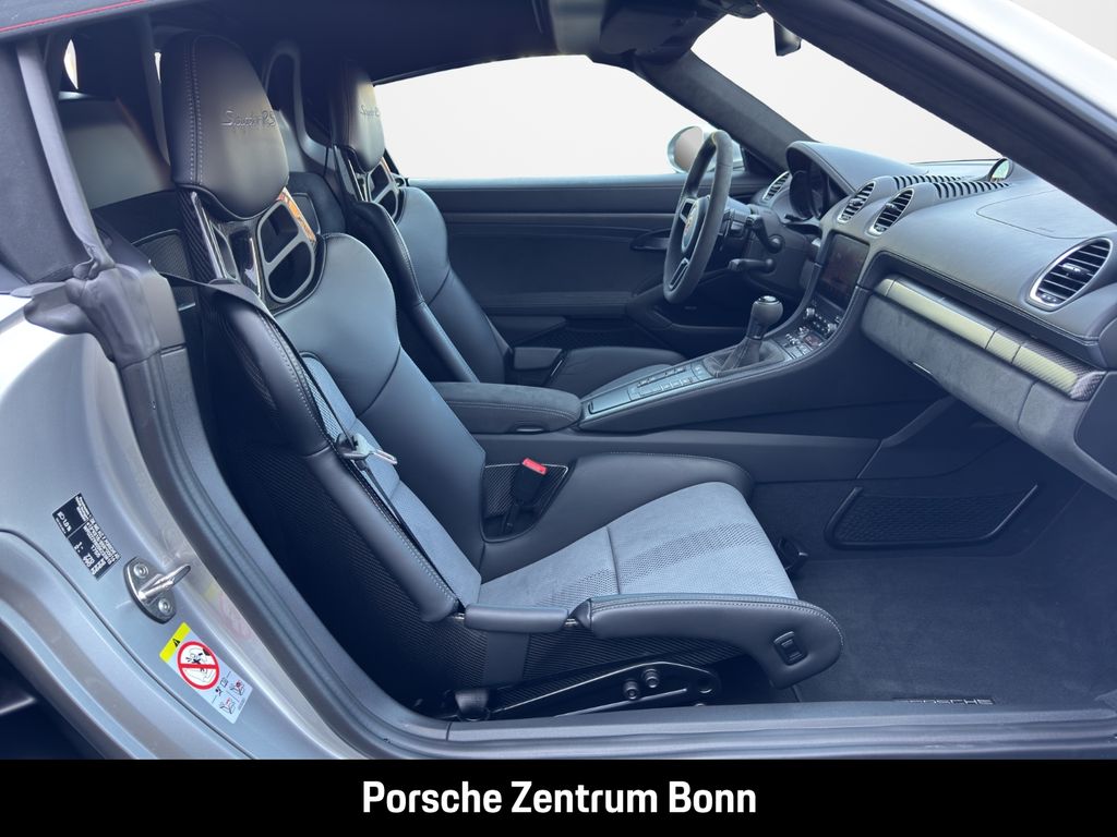 Porsche Boxster 2025