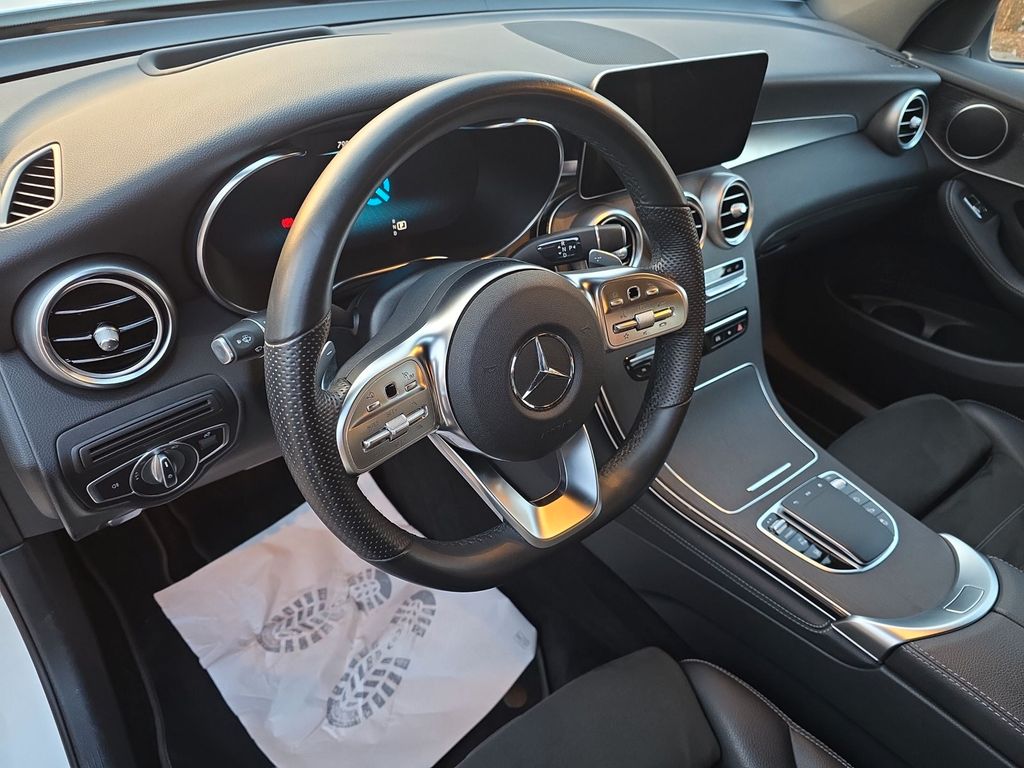 Mercedes-Benz GLC 300 2020