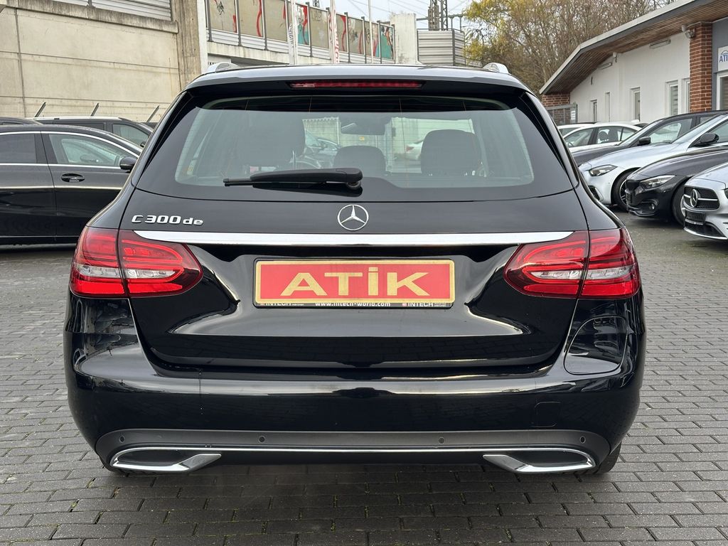 Mercedes-Benz C 300 2021