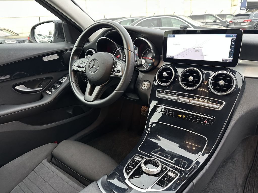 Mercedes-Benz C 300 2021
