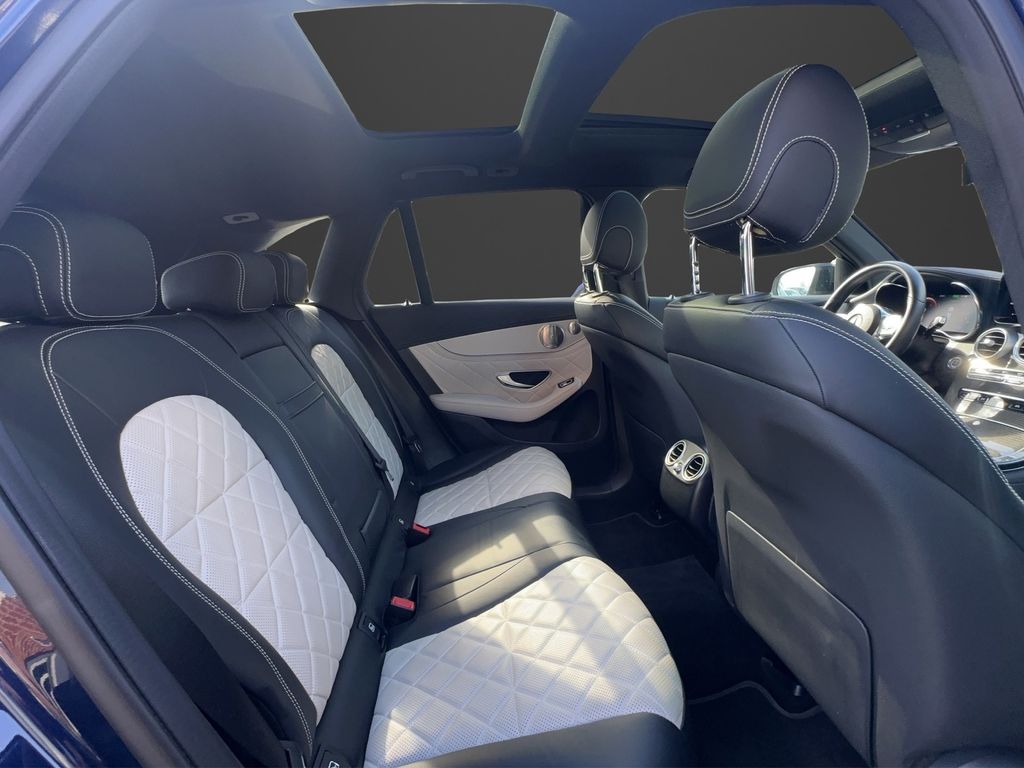 Mercedes-Benz GLC 300 2021