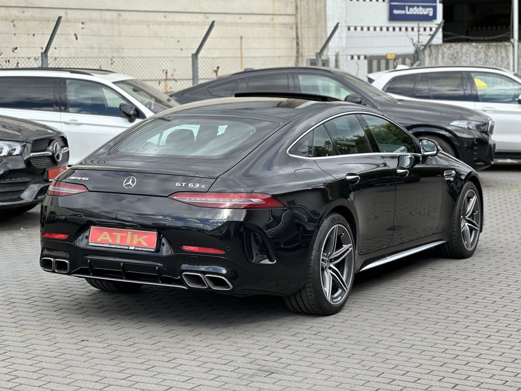 Mercedes-Benz AMG GT S 2023