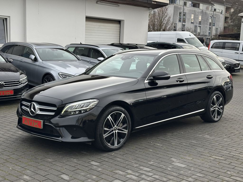 Mercedes-Benz C 300 2021