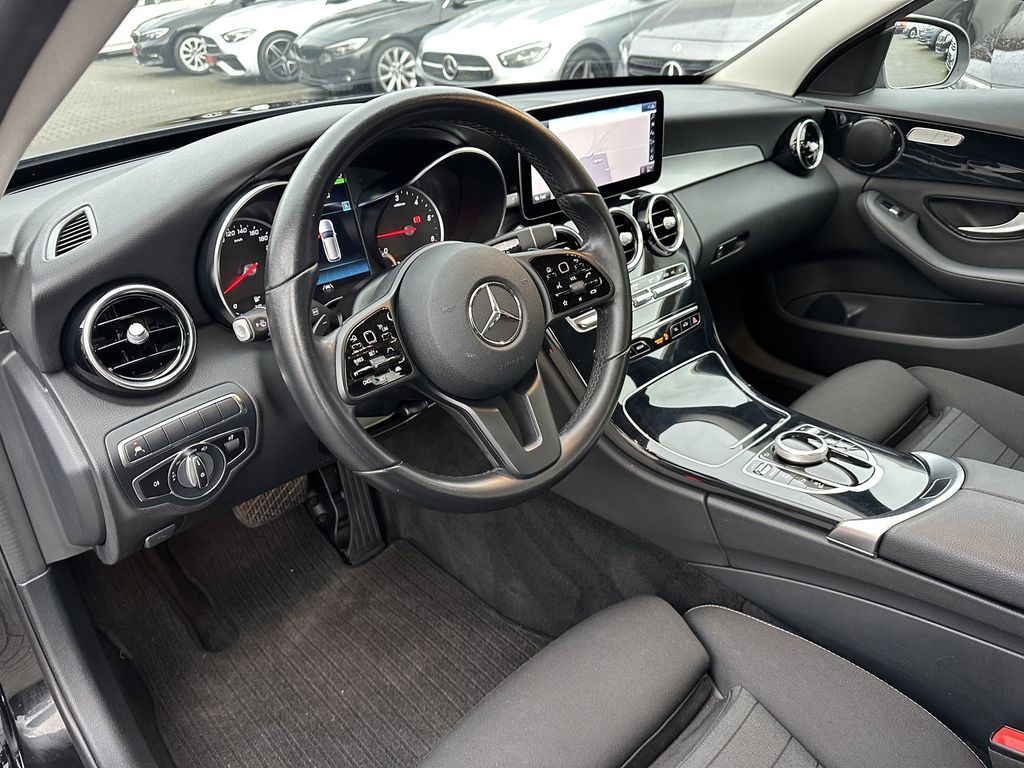 Mercedes-Benz C 300 2021