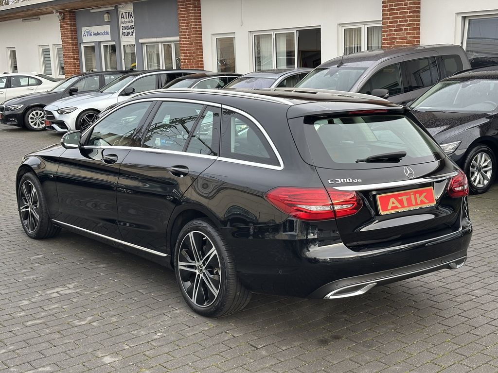 Mercedes-Benz C 300 2021