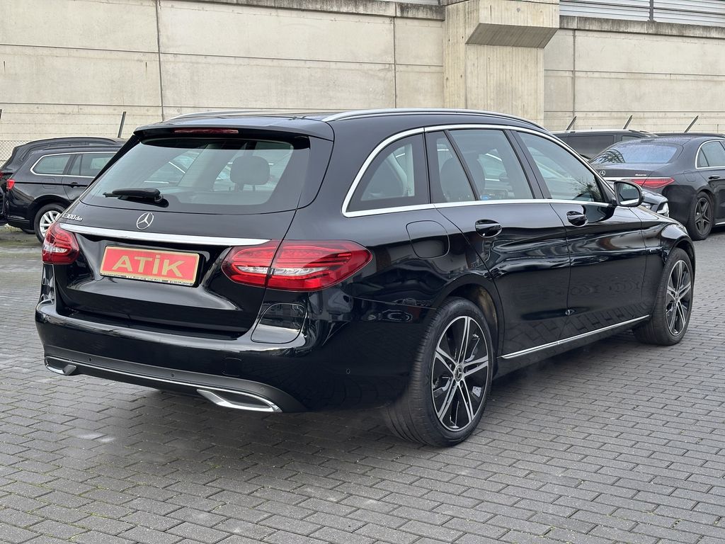 Mercedes-Benz C 300 2021