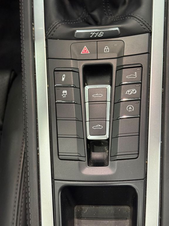 Porsche Boxster 2021