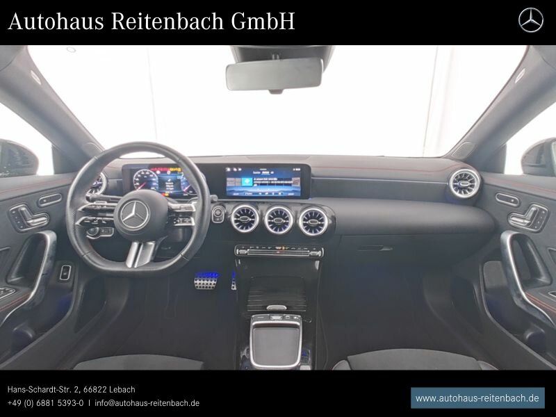 Mercedes-Benz CLA 200 2024