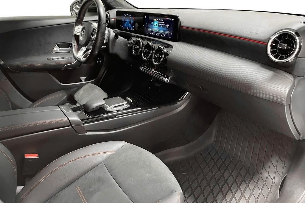 Mercedes-Benz A 250 2022