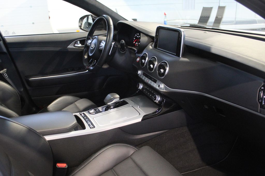 Kia Stinger 2017