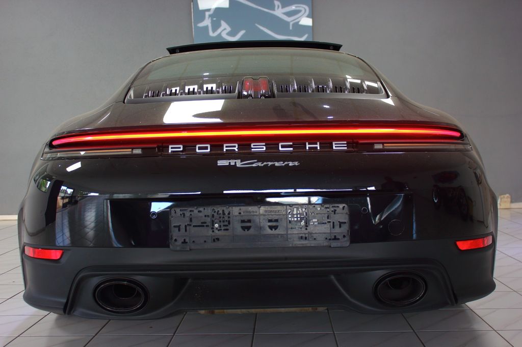Porsche 992 2024