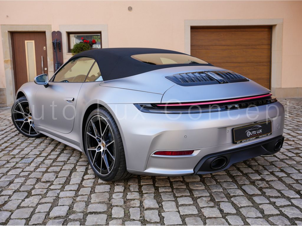 Porsche 992